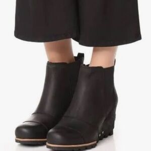 SOREL Lea Women's Black Ankle Booties